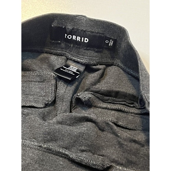 TORRID WOMENS PLUS SIZE 0 PANTS Ponte Stretch Career Work Gray Pull On Skinny - Picture 4 of 9